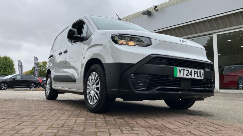 Toyota Proace City L2 Electric Icon Van 50kWh Auto